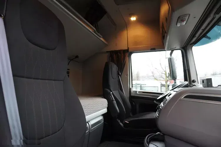 DAF XF 480 E6 6x2 / NOWA Chłodnia Lamberet 18 palet / 260 tys.km zdjęcie 18