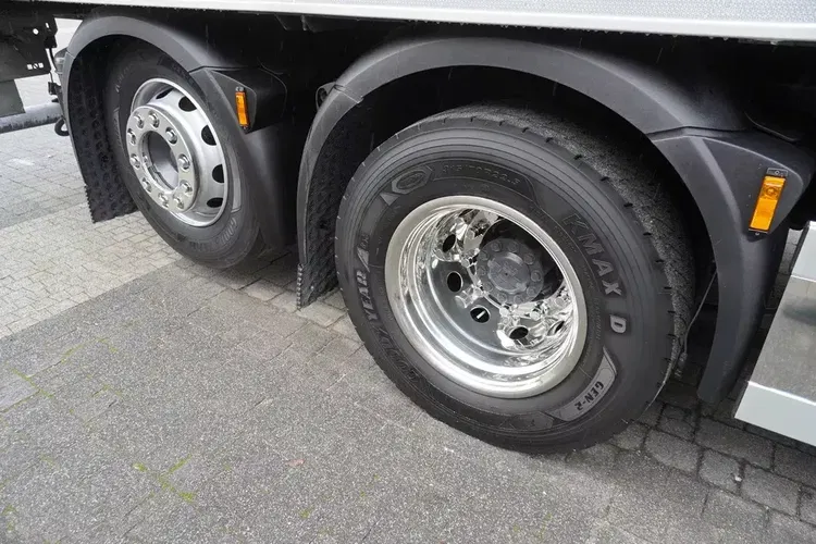 DAF XF 480 E6 6x2 / NOWA Chłodnia Lamberet 18 palet / 260 tys.km zdjęcie 28