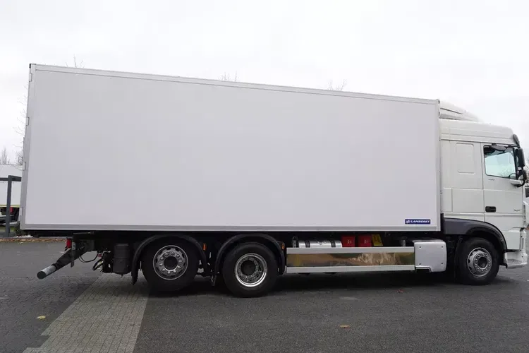 DAF XF 480 E6 6x2 / NOWA Chłodnia Lamberet 18 palet / 260 tys.km zdjęcie 3