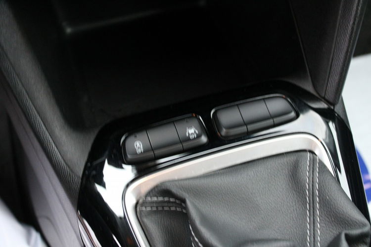 Opel Corsa Edition F-vat SalonPL Gwarancja zdjęcie 18
