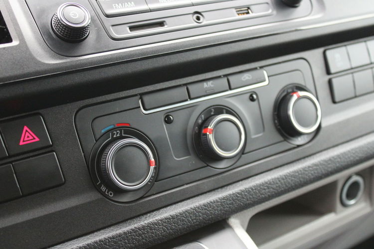 Volkswagen Transporter L2H1 Vat-1 F-vat Salon Polska Gwarancja zdjęcie 17