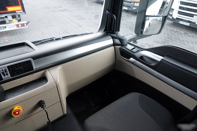 MAN / TGS 32.360 / 8X4 / BETONOMIESZARKA / GRUSZKA LIEBHERR / 9 m3 / EURO 6  zdjęcie 32