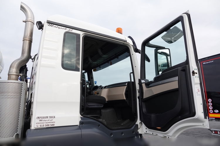 MAN / TGS 32.360 / 8X4 / BETONOMIESZARKA / GRUSZKA LIEBHERR / 9 m3 / EURO 6  zdjęcie 36