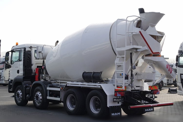 MAN / TGS 32.360 / 8X4 / BETONOMIESZARKA / GRUSZKA LIEBHERR / 9 m3 / EURO 6  zdjęcie 4