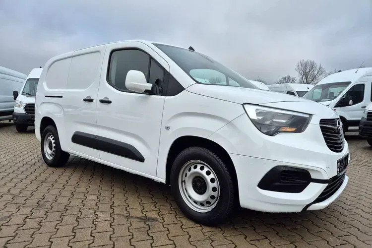 Opel Combo L2H1 57999zł NETTO 1, 5CDTi/102KM zdjęcie 3