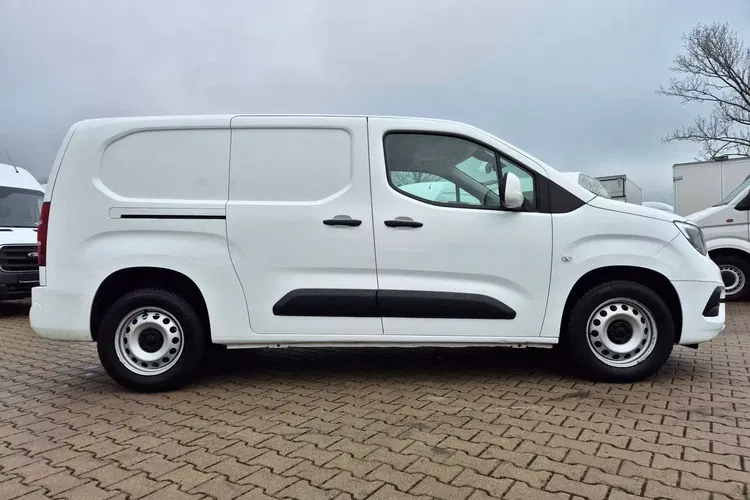 Opel Combo L2H1 57999zł NETTO 1, 5CDTi/102KM zdjęcie 6