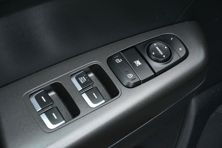 Sportage Lift Ledy Navi Kamera 2xParktronic pełen Aso Kia z Niemiec zdjęcie 28