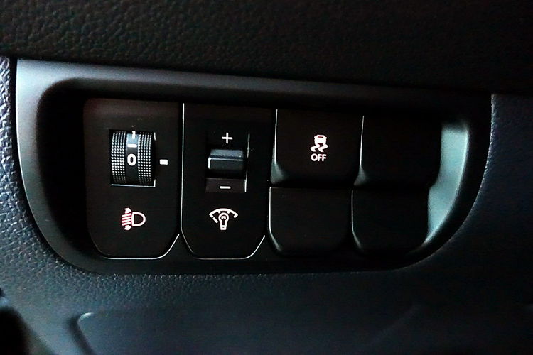 Kia Rio FABRYCZNA Instalacja Gazowa 3Lata GWARANCJA I-wł Bezwypadkowy FV23% 4x2 zdjęcie 15