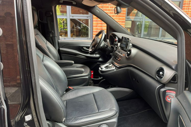Mercedes V 220 Pak. BRABUS extra long full led navi kamera el.drawi klapa skóry zdjęcie 14