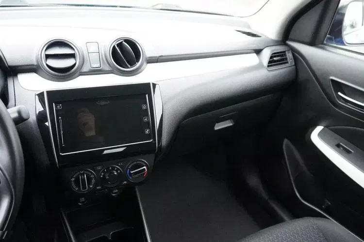 Suzuki swift zdjęcie 13