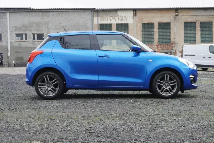 Suzuki swift zdjęcie 3