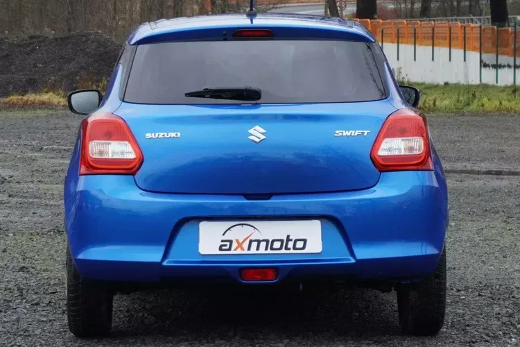 Suzuki swift zdjęcie 6