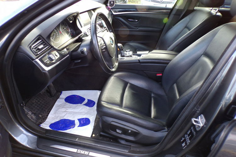 BMW 518 BI Xenon /Navi /Skóry / Luxury /2.0 /150KM /2016r zdjęcie 18