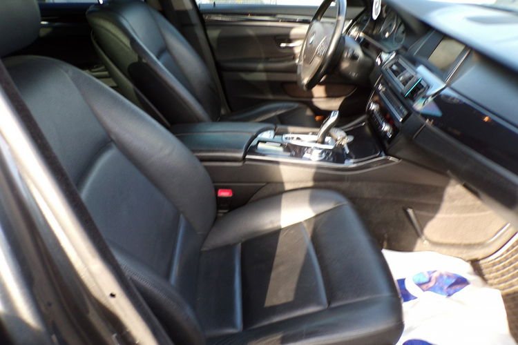 BMW 518 BI Xenon /Navi /Skóry / Luxury /2.0 /150KM /2016r zdjęcie 25