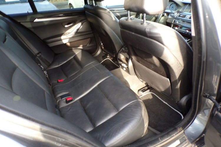 BMW 518 BI Xenon /Navi /Skóry / Luxury /2.0 /150KM /2016r zdjęcie 27