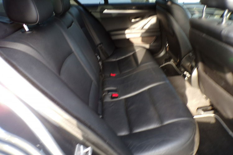 BMW 518 BI Xenon /Navi /Skóry / Luxury /2.0 /150KM /2016r zdjęcie 28