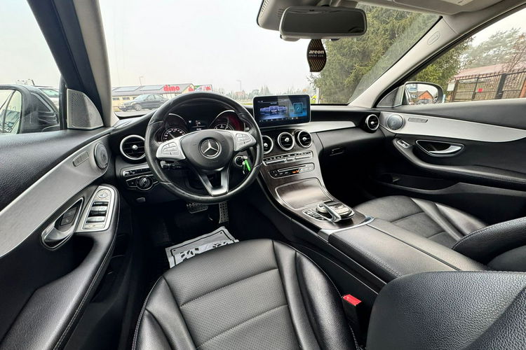 Mercedes C 220 Head Up AMG BDB stan zdjęcie 26