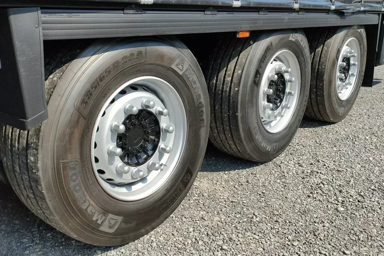 Krone SD Standard 3 Osie Oś Podnoszona Pleciarka Opony 80% do Jazdy zdjęcie 11