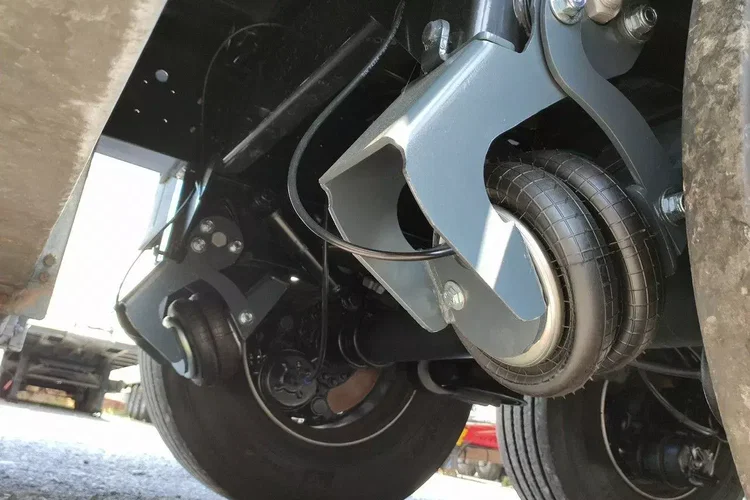 Krone SD Standard 3 Osie Oś Podnoszona Pleciarka Opony 80% do Jazdy zdjęcie 12