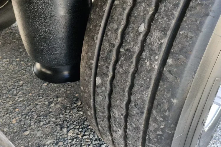 Krone SD Standard 3 Osie Oś Podnoszona Pleciarka Opony 80% do Jazdy zdjęcie 24