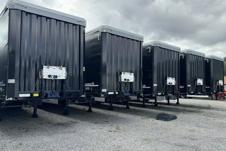 Krone SD Standard 3 Osie Oś Podnoszona Pleciarka Opony 80% do Jazdy zdjęcie 3