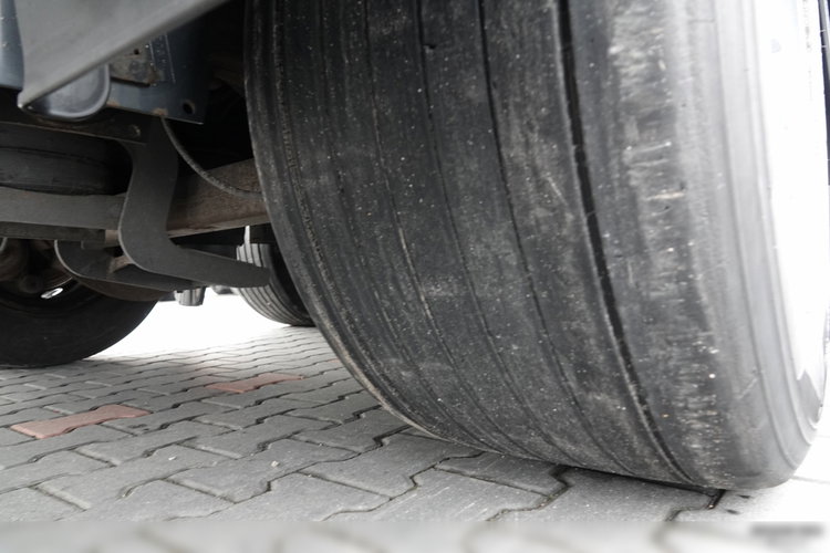 Wielton / FIRANKA / MEGA / LOWDECK / OŚ PODNOSZONA / 2016 ROK / DACH PODNOSZONY   zdjęcie 20