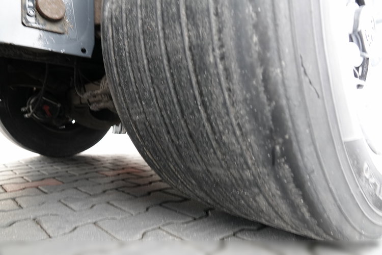 Wielton / FIRANKA / MEGA / LOWDECK / OŚ PODNOSZONA / 2016 ROK / DACH PODNOSZONY   zdjęcie 21