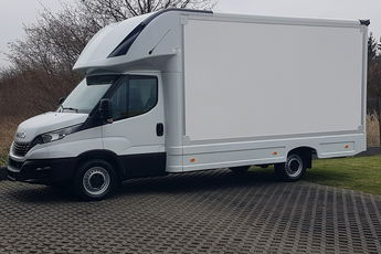 Iveco Daily KONTENER NISKOPODŁOGOWY 4.43x2.23x2.42 SKLEP FOODTRUCK KAMPER KLIMA