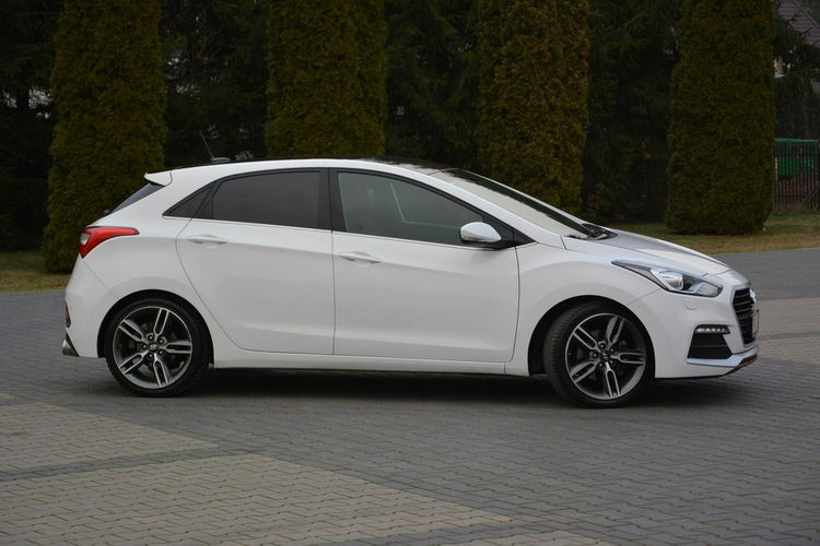 Hyundai i30 1.6T (186KM)69 Przebieg Sport Bi-xenon Navi Ledy Kamera Skóry ASO zdjęcie 12