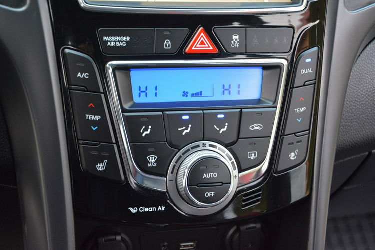 Hyundai i30 1.6T (186KM)69 Przebieg Sport Bi-xenon Navi Ledy Kamera Skóry ASO zdjęcie 34