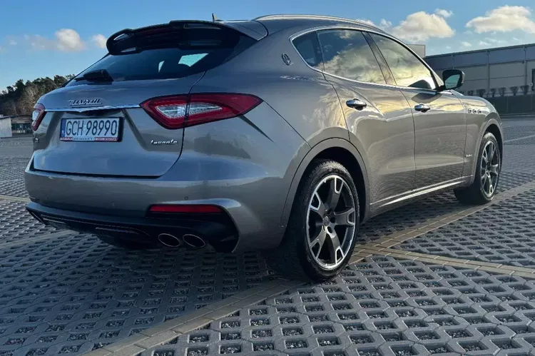 Maserati levante zdjęcie 9