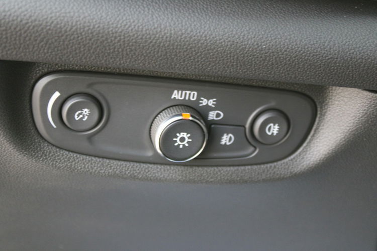 Opel Insignia 165HP EnJoy krajowa f-vat Gwarancja zdjęcie 12