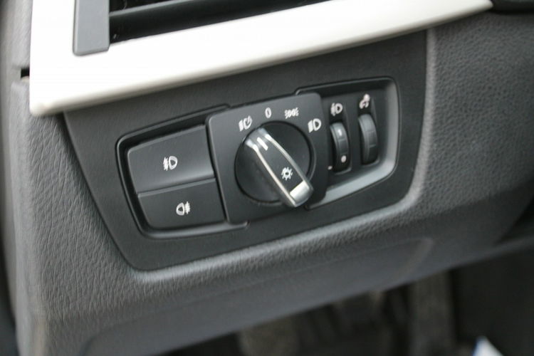 BMW 318 Salon Polska Gwarancja LED F-vat zdjęcie 12