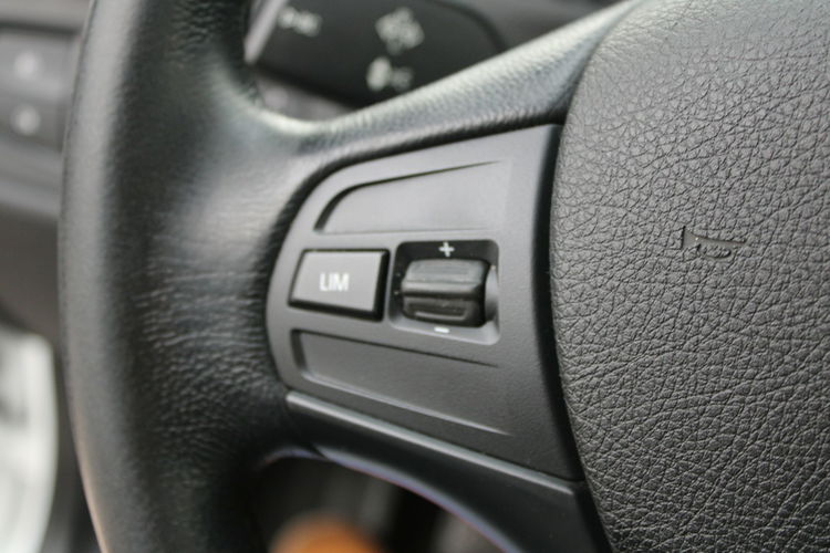 BMW 318 Salon Polska Gwarancja LED F-vat zdjęcie 13