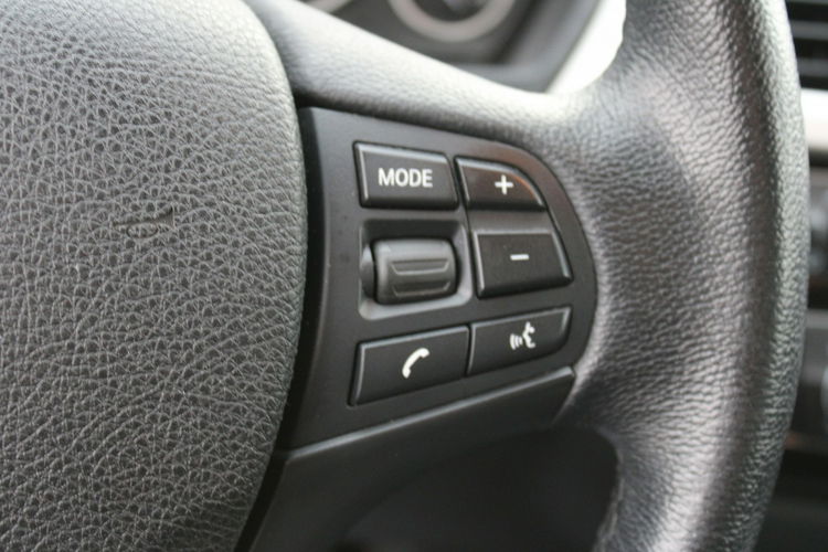 BMW 318 Salon Polska Gwarancja LED F-vat zdjęcie 14