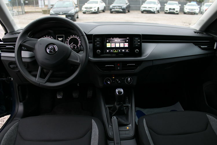 Skoda Scala Active 1.6Tdi F-vat Gwarancja Lane Assist zdjęcie 18