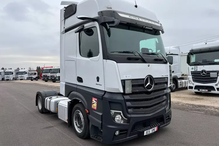 Mercedes ACTROS MP5 zdjęcie 2