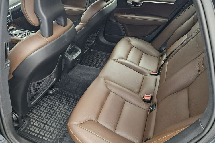 Volvo V90 2.0D3 150KM PDC Ast. Pasa Distronic Navi Ast. pilota Bezwypadek Super zdjęcie 12