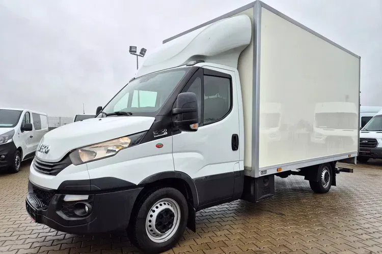 Iveco 35S16 Kontener 8 ePAL 79999zł NETTO 2.3 HPi/160KM Automat zdjęcie 4