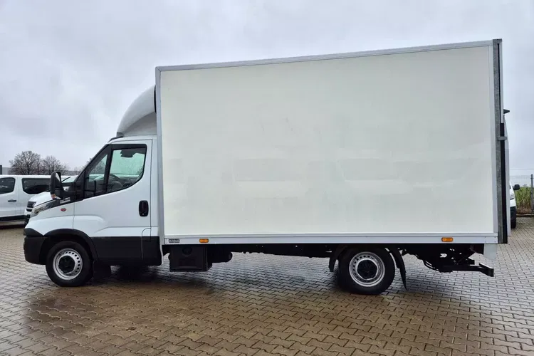 Iveco 35S16 Kontener 8 ePAL 79999zł NETTO 2.3 HPi/160KM Automat zdjęcie 7