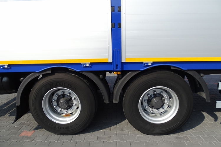 Volvo FH 500 / 6X2 / ZESTAW TANDEM / BURTOWY / DO BUDOWLANKI / OŚ PODNOSZONA / ŁADOWNOŚĆ ZESTAWU 30 150 KG / EURO 5 / EEV zdjęcie 33