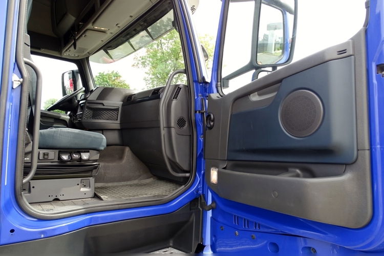 Volvo FH 500 / 6X2 / ZESTAW TANDEM / BURTOWY / DO BUDOWLANKI / OŚ PODNOSZONA / ŁADOWNOŚĆ ZESTAWU 30 150 KG / EURO 5 / EEV zdjęcie 59