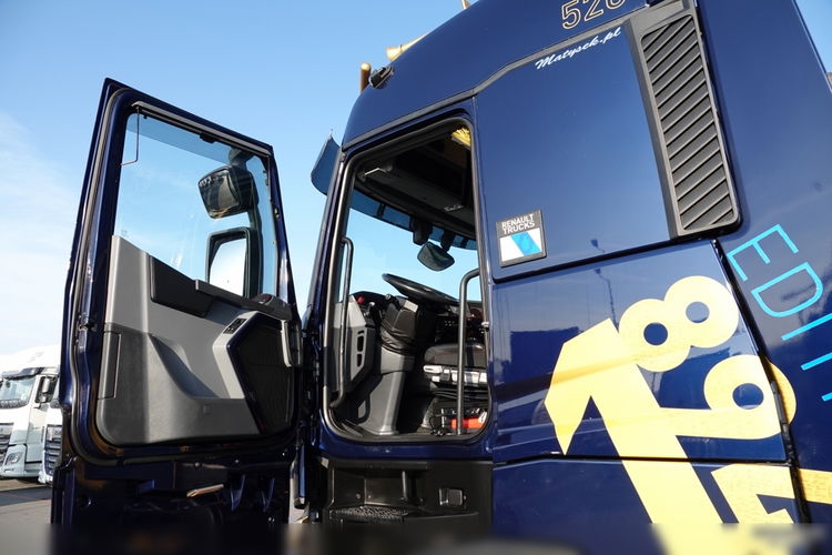 Renault T 520 / EDYCJA LIMITOWANA - 1894 / CAŁA NA PODUSZKACH / KLIMA POSTOJOWA / SKÓRY / OPONY 100% / SALONKA / BARDZO BOGATA WERSJA / PO KONTRAKCIE SERWISOWYM zdjęcie 24