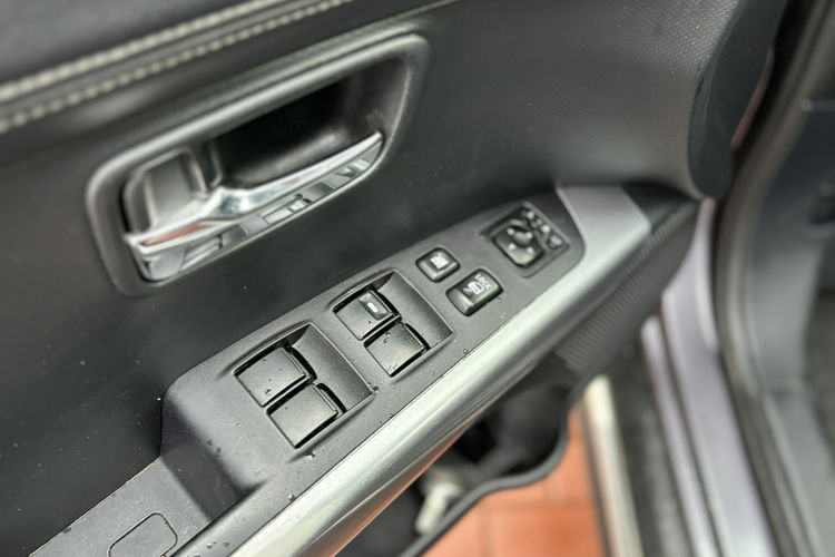 Mitsubishi Outlander Gwarancja, Gaz.4x4 zdjęcie 10