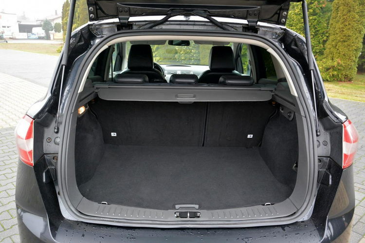 Ford Kuga 2.0TDCI 140 KM Lift Titanium Duża Navi Kamera Skóry Oryginał I-wł zdjęcie 27