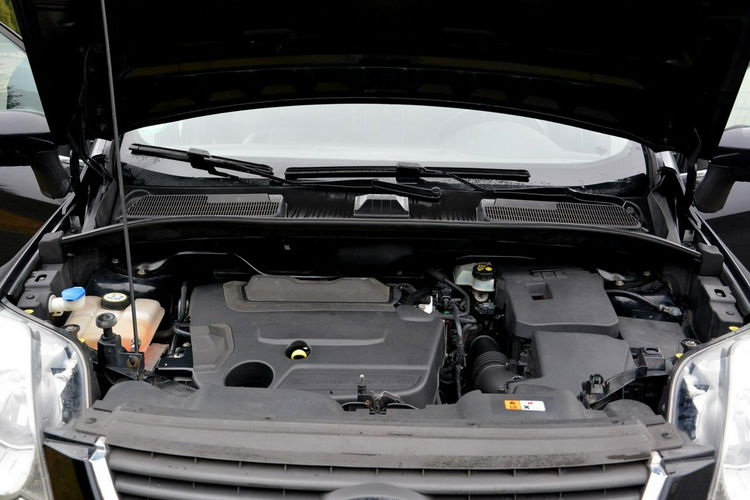 Ford Kuga 2.0TDCI 140 KM Lift Titanium Duża Navi Kamera Skóry Oryginał I-wł zdjęcie 30