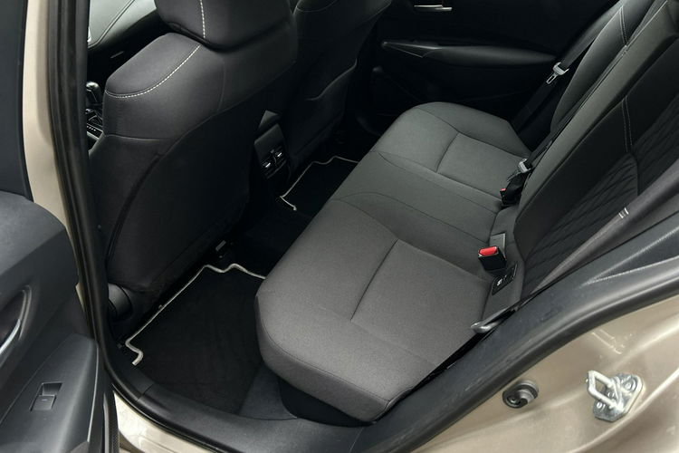 Toyota Corolla 1.8 HSD 122KM COMFORT, salon Polska, gwarancja, FV23% zdjęcie 11