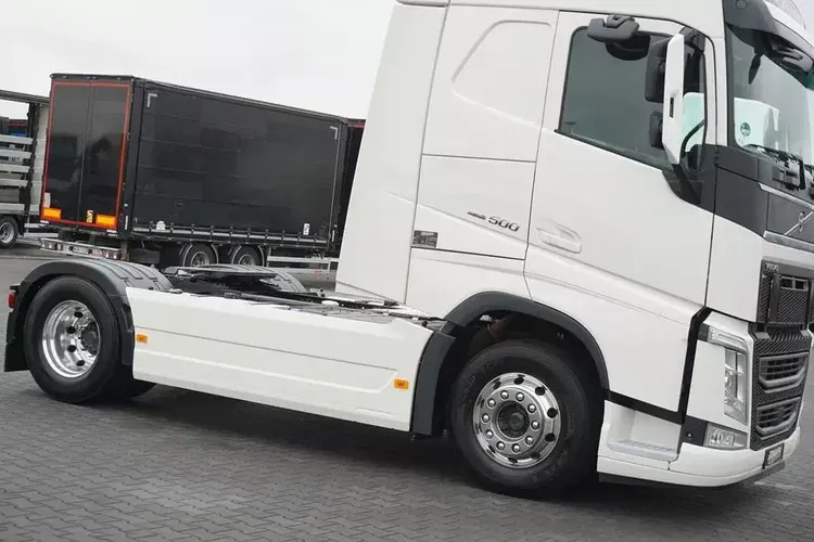 Volvo / FH / 500 / EURO 6 / ACC / I -COOL / MAŁY PRZEBIEG zdjęcie 31