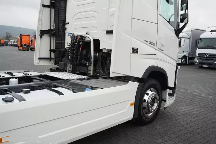 Volvo / FH / 500 / EURO 6 / ACC / I -COOL / MAŁY PRZEBIEG zdjęcie 35