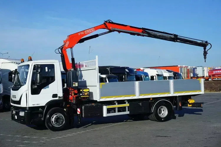 Iveco EUROCARGO / 160E25 / ACC / SKRZYNIOWY + HDS / FASSI F 110 zdjęcie 3